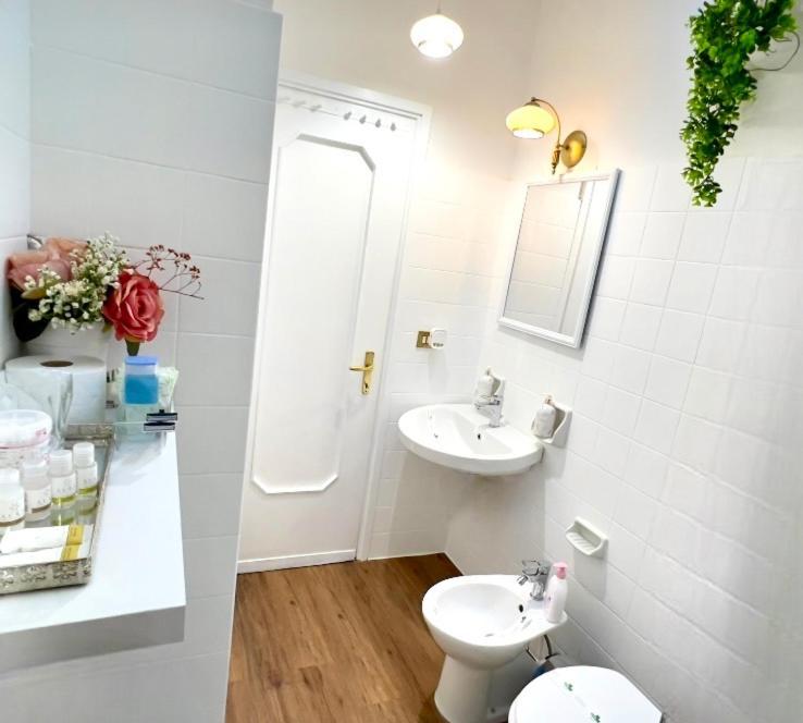 Bellaria Ll Apartment Рапало Екстериор снимка